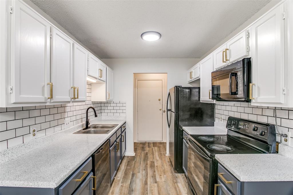 Come explore this investment opportunity with a fully leased duplex on a corner lot situated in the established Hulen Meadow neighborhood. Each unit offers a comfortable 1,005 square feet layout with 2 bedrooms and 1 bath. 3602 has been recently renovated and features an updated kitchen with all appliances included. Each unit also includes a 1 car garage and a fully fenced in private backyard. This is a turn-key property perfect for any investor looking to add to their portfolio.