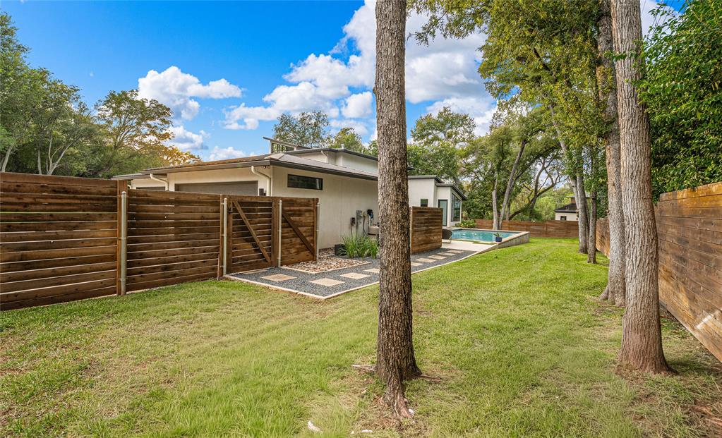 CAMERON PARK - Residential