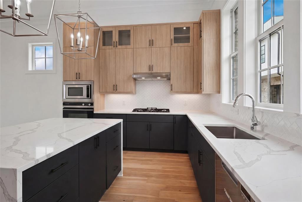 Addison Grove - Residential