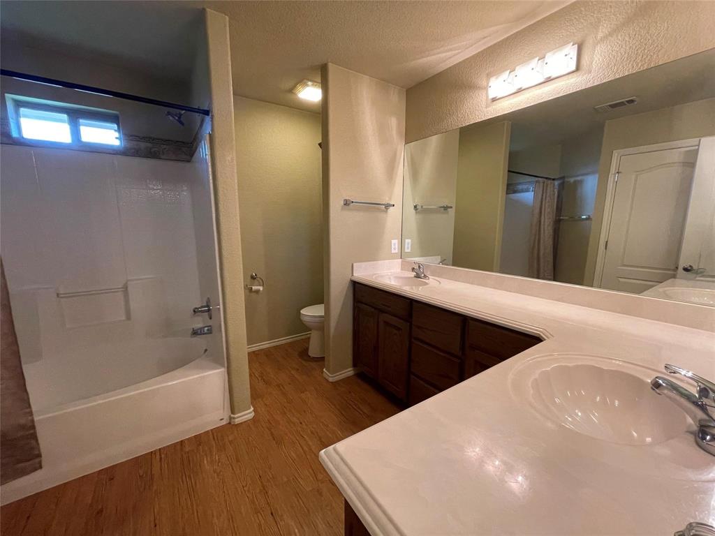 Meander Estates Ph One - Residential Lease