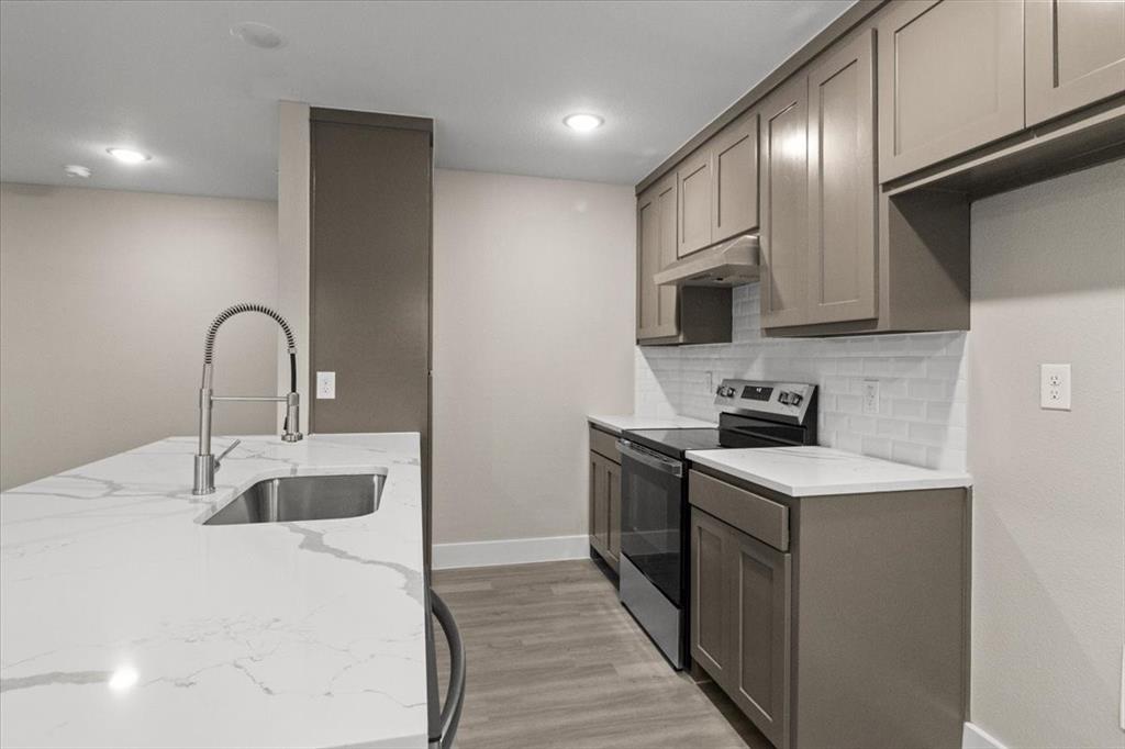 Diamond Hill - Residential Income