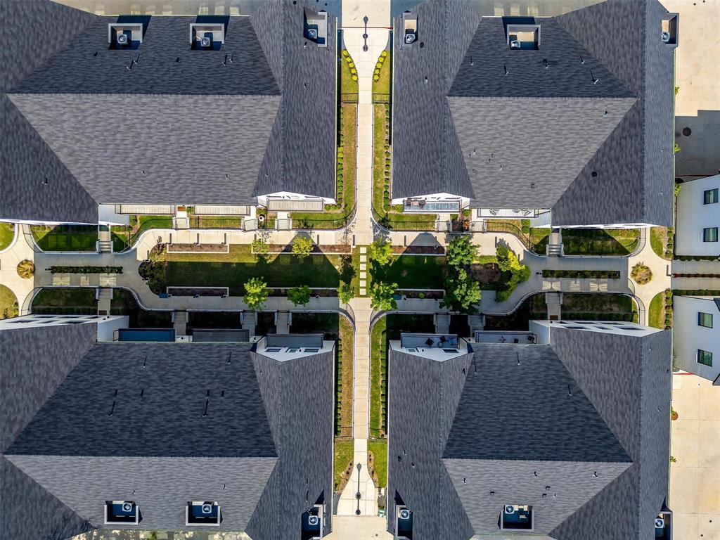 Main 7 Twnhm Add - Residential