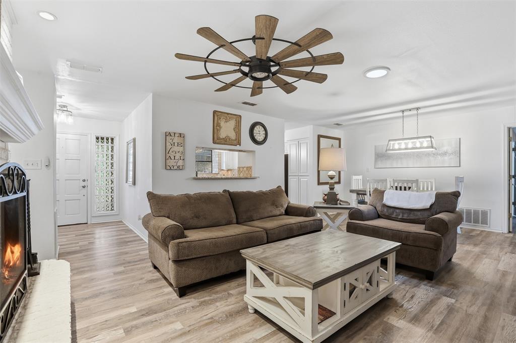 Decordova Bend Estate - Residential