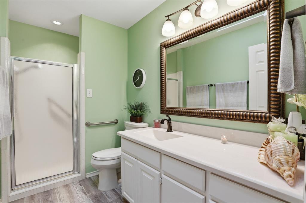 Decordova Bend Estate - Residential