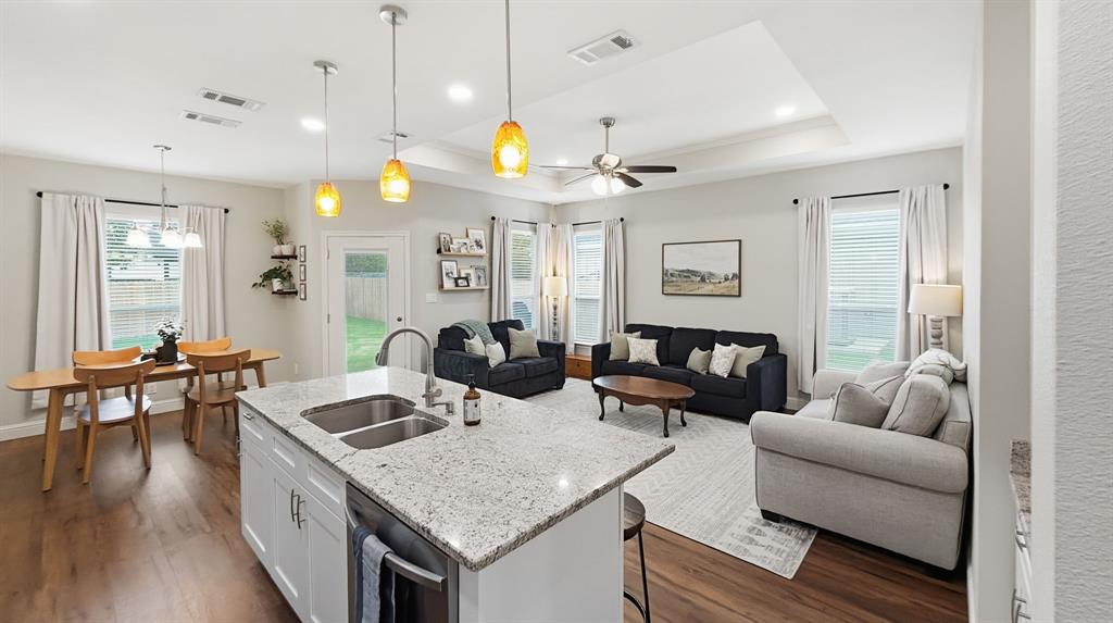 Comanche Cove - Residential