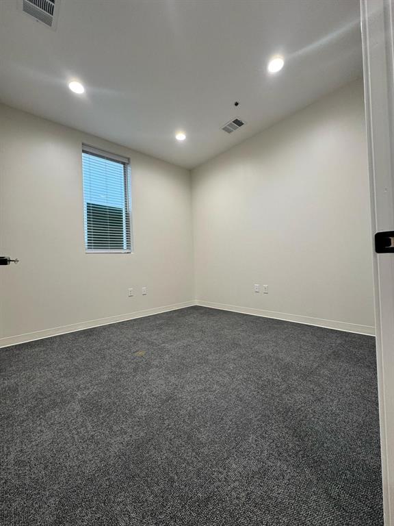 S11628 - Commercial Sale