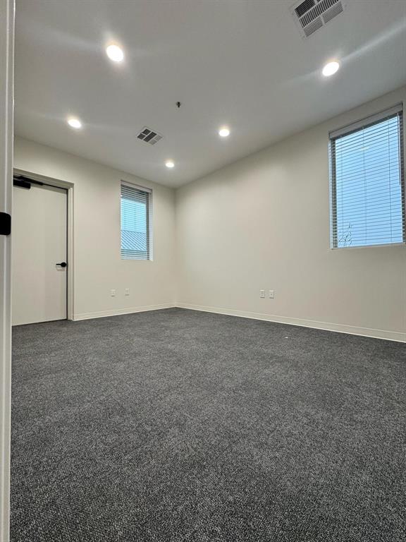 S11628 - Commercial Sale