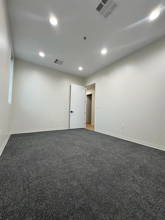 S11628 - Commercial Sale