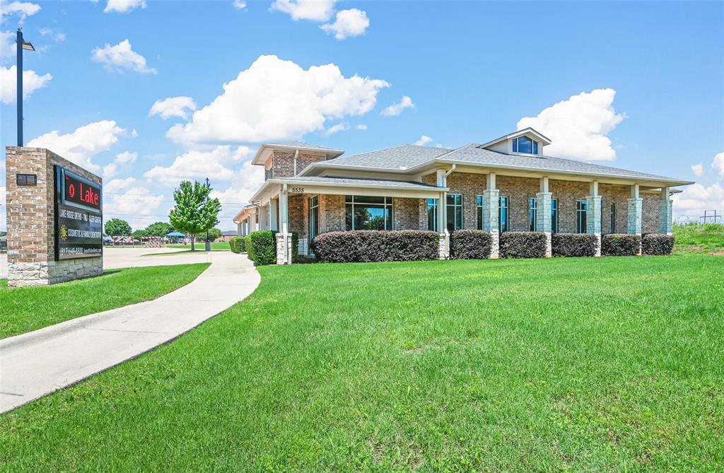 Lake Parks Add - Commercial Sale