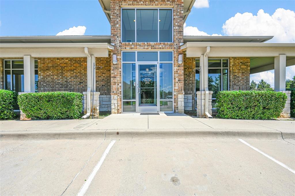 Lake Parks Add - Commercial Sale