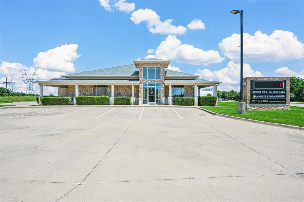Lake Parks Add - Commercial Sale