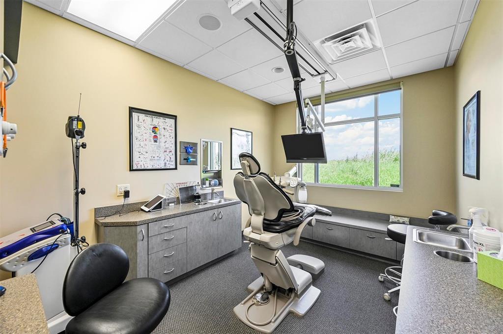 Lake Parks Add - Commercial Sale