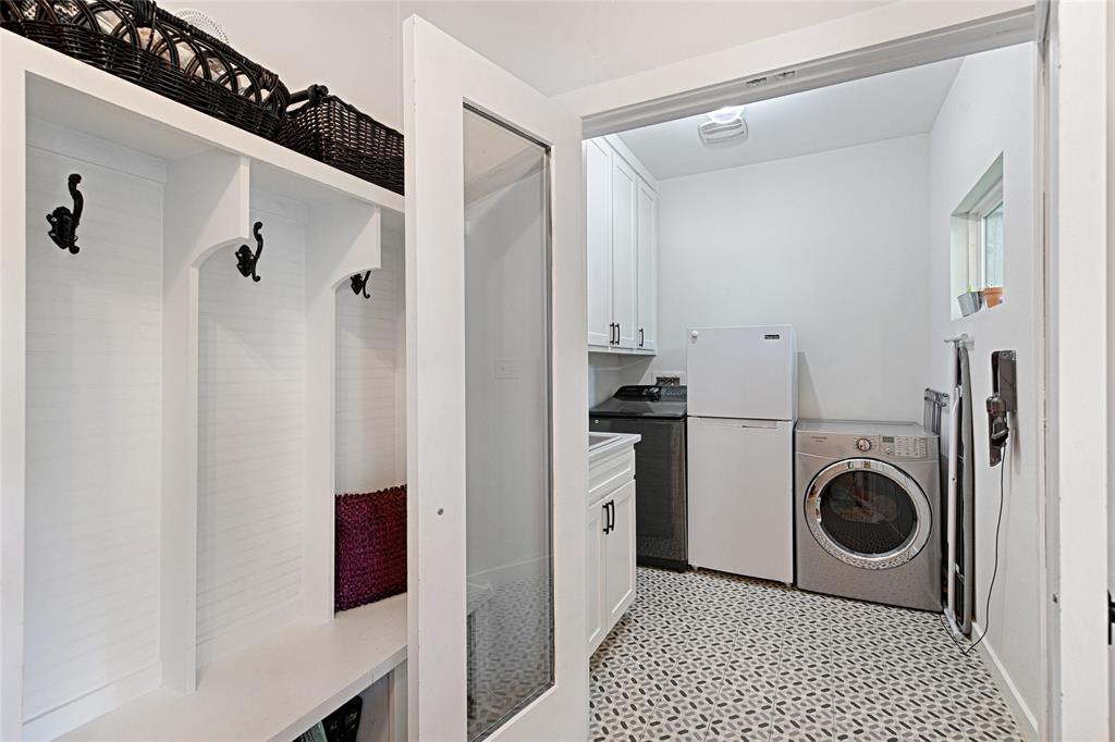 Elmwood - Residential