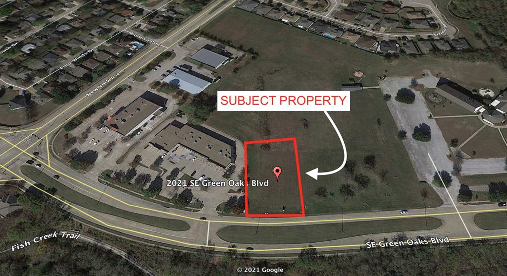 Flat piece of land located in the busy area of Arlington, Texas right off Green oaks blvd and New York. The zoning is Community Commercial which allows for many uses such as a medical building, retail center, drive through, restaurant, and more. The land sits right next to 7+ acres that will soon be developed as well as a fully occupied shopping center and Walgreens. The property is conveniently located minutes for Highway 360 with easy access. Move quickly to be able to own one of the few remaining pieces of land in the Arlington, Texas area.