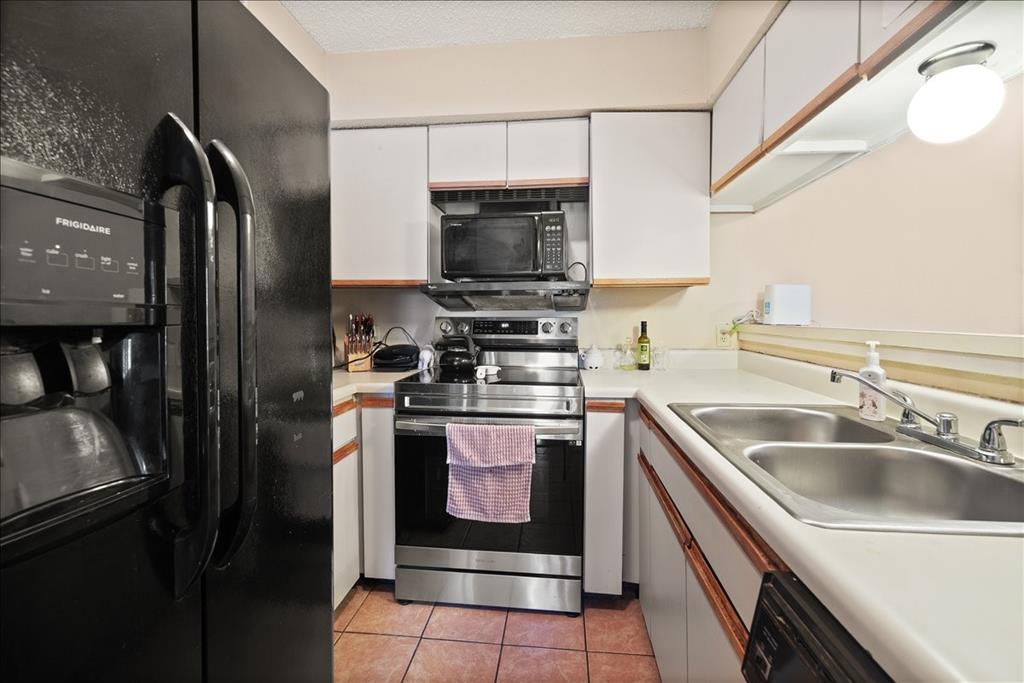 Westmount Condos Ph 01 - Residential