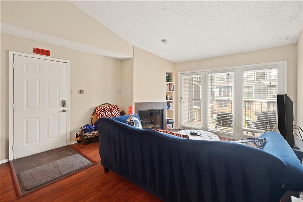 Westmount Condos Ph 01 - Residential