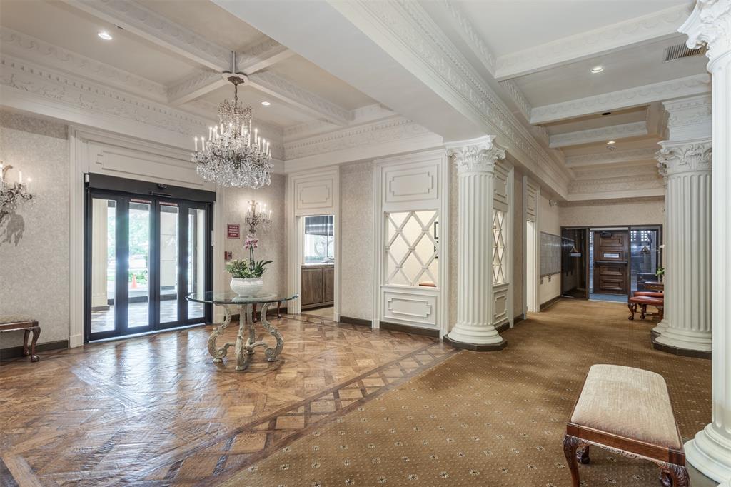 Athena Condo - Residential