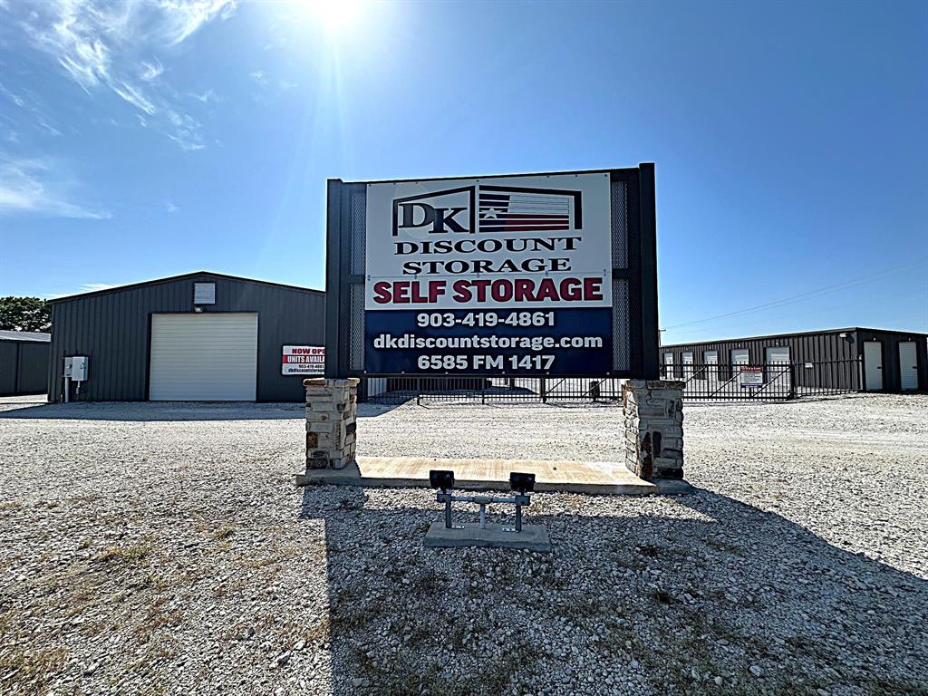 Property consist of one 10,000 sq ft Climate controlled mini storage building. One 10,000 sq ft open span warehouse with an attached 196 sq ft office. And one 1350 sq ft,  two 4,000 sq ft and two 5,130 sq ft buildings consisting of various sized mini storage rentals. And a 60,000 sq ft graveled lot.