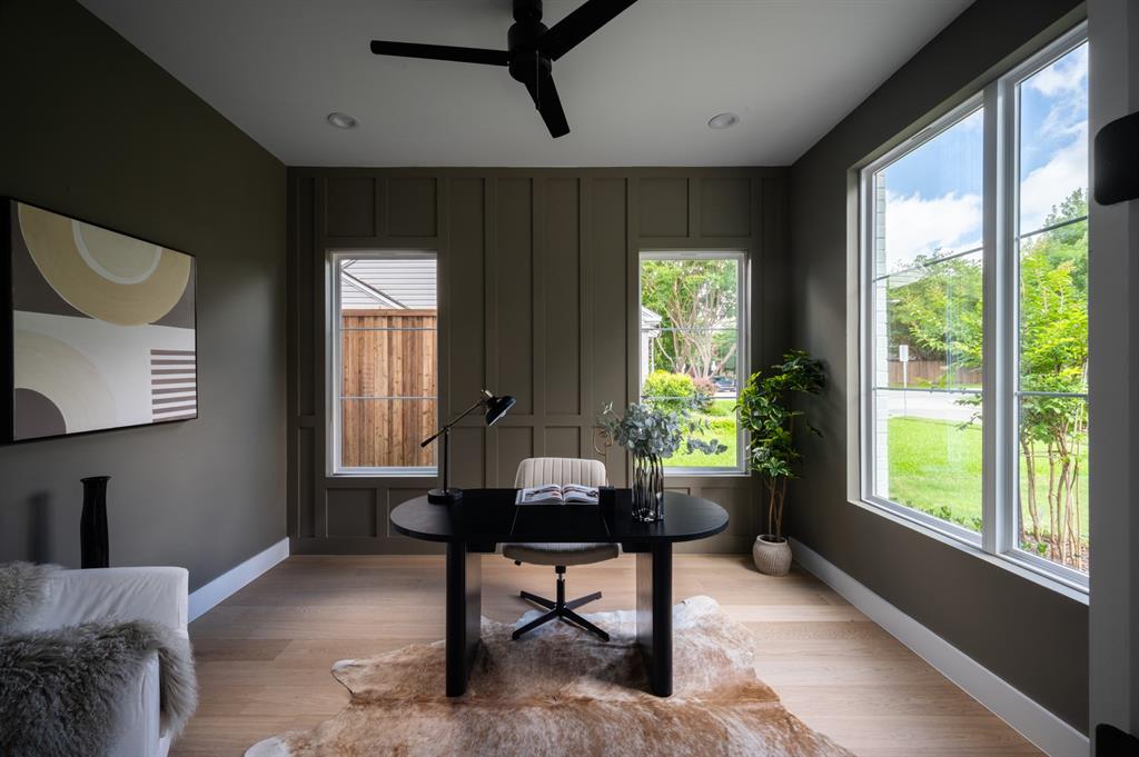 Hal Moseleys - Residential
