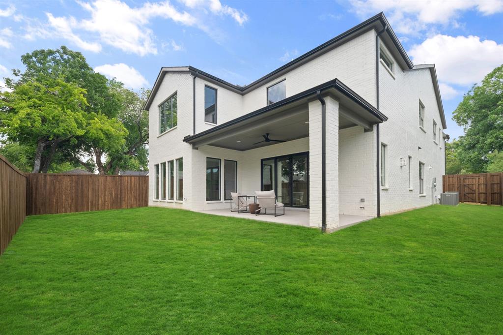 Hal Moseleys - Residential