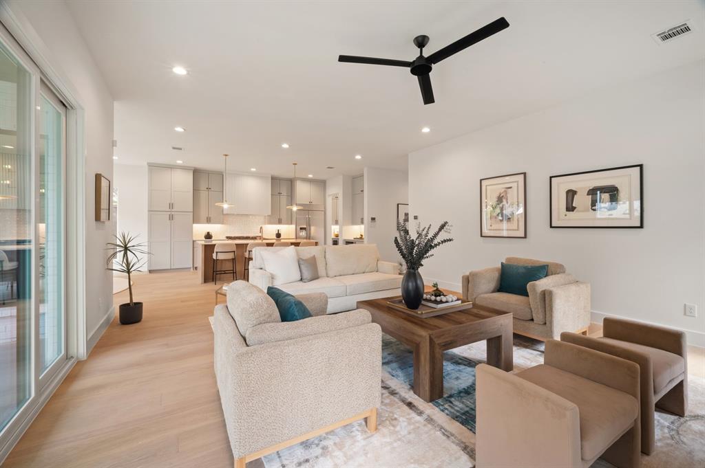 Hal Moseleys - Residential