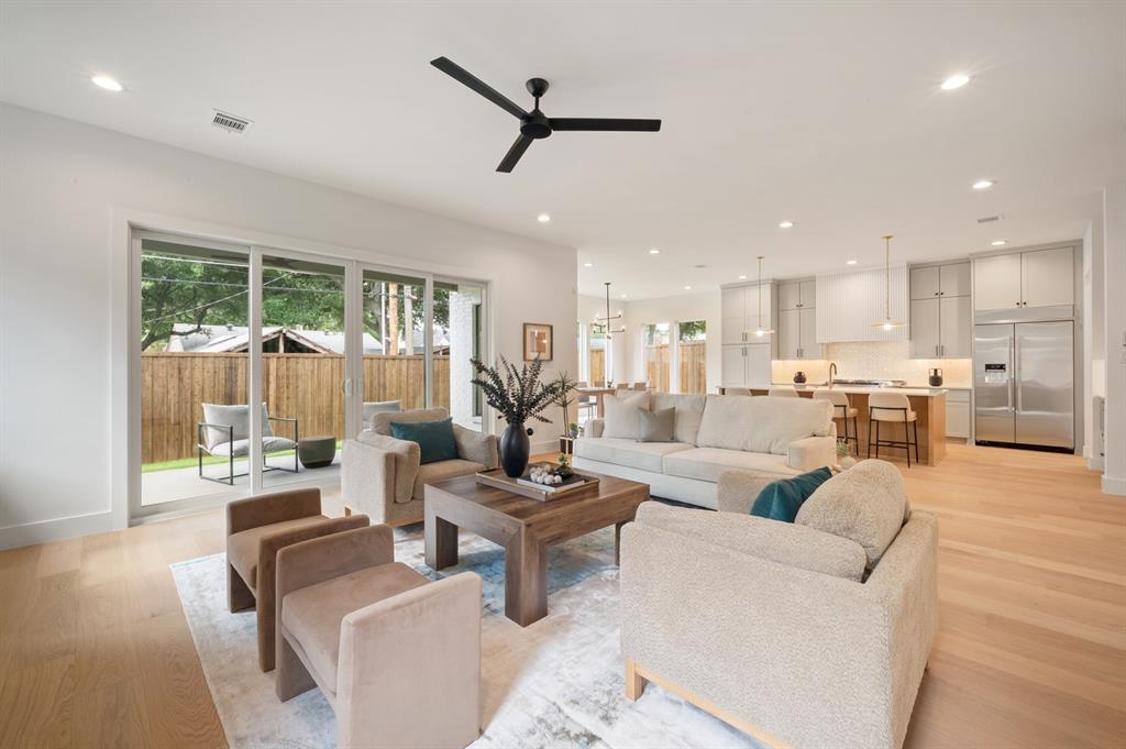 Hal Moseleys - Residential