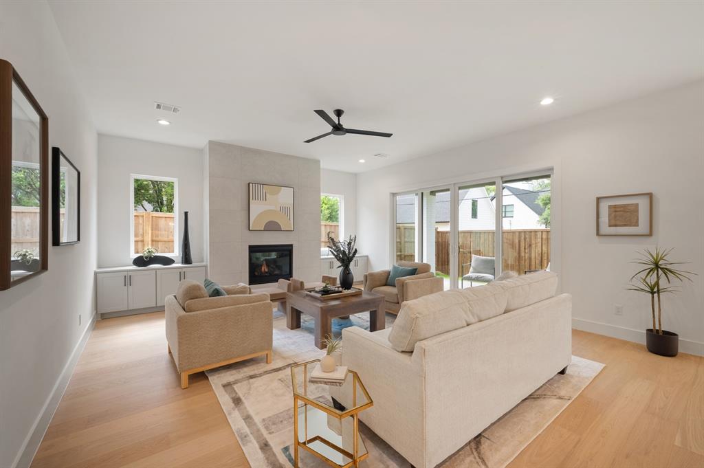 Hal Moseleys - Residential