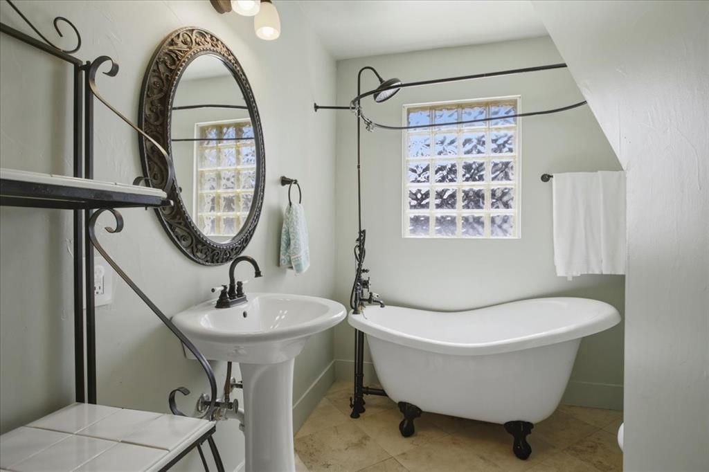 Chamberlain Arlington Heights 1st - Residential