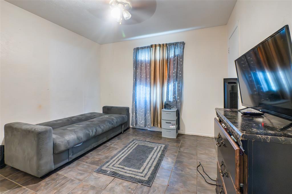 Highland Hills 17 - Residential