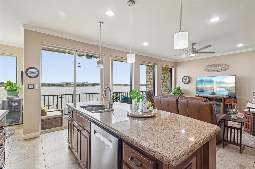 The Lodge Of Granbury - Residential