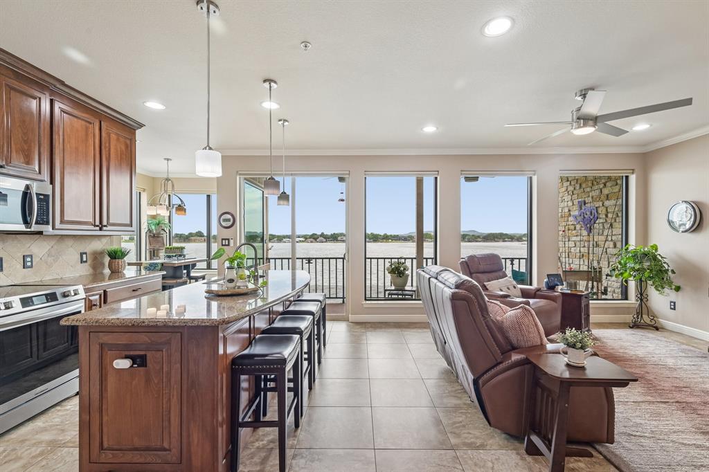 The Lodge Of Granbury - Residential