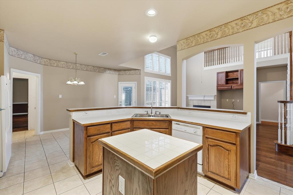 Rosemeade Heights - Residential