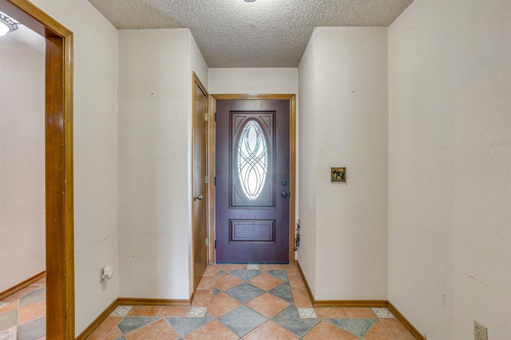 M A HESTELLOW - Residential