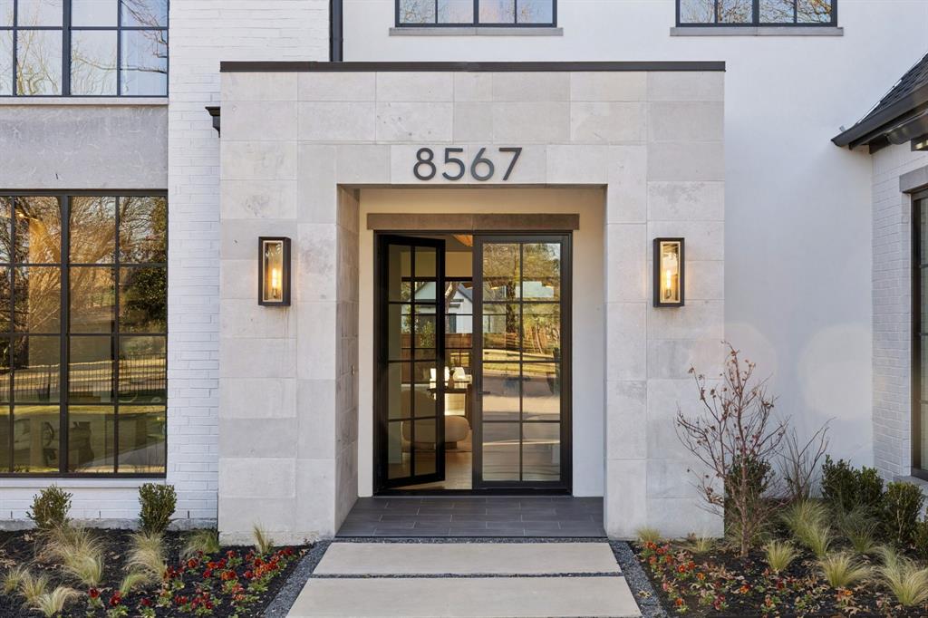 FOREST HILLS - Residential