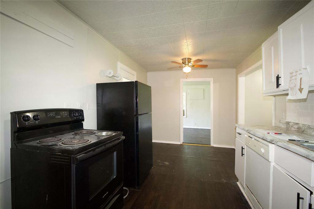 Lee - Residential