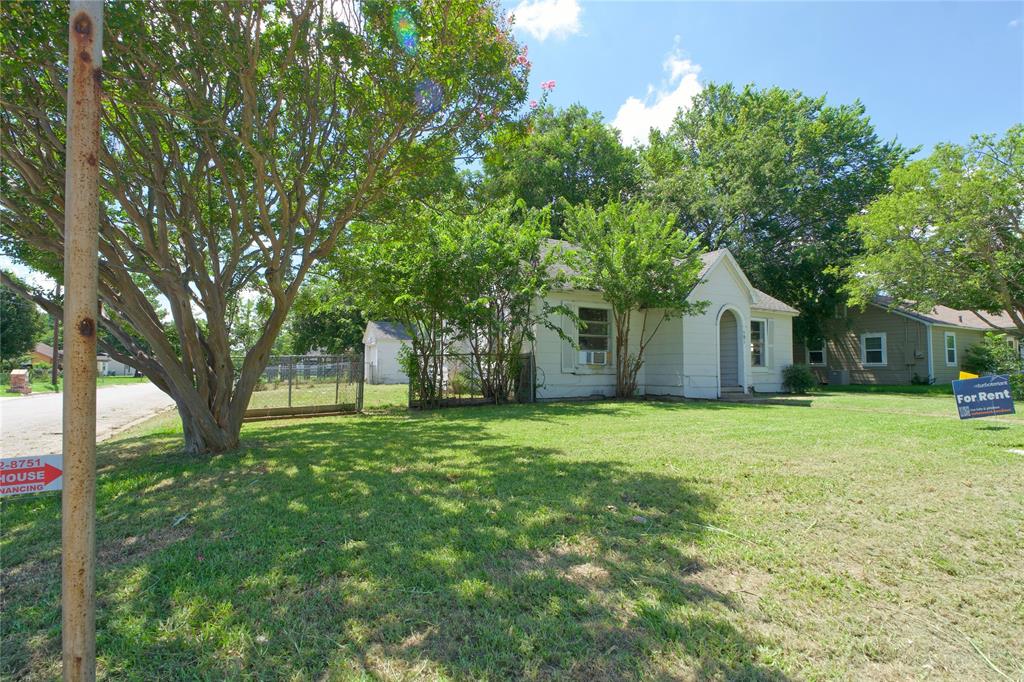 Lee - Residential
