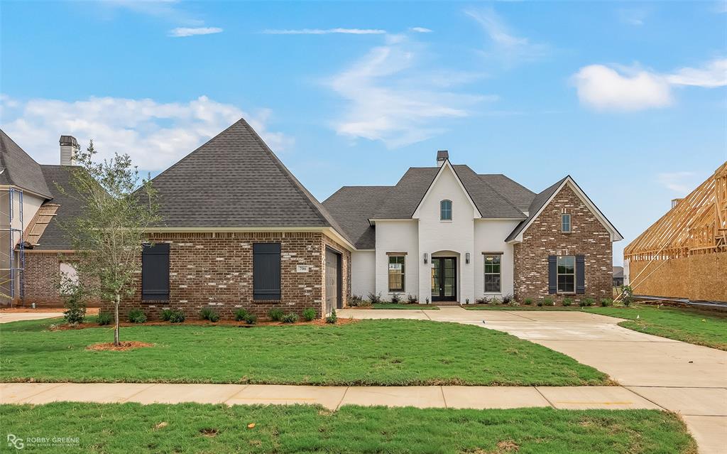 WATERFORD LAKE - Residential