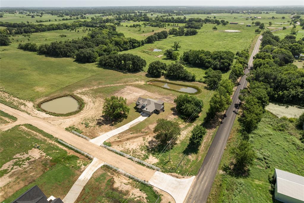 HIDDEN OAKS ESTATES - Residential