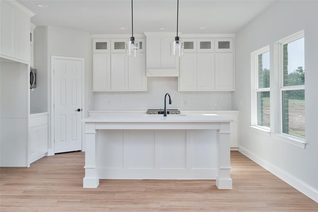HIDDEN OAKS ESTATES - Residential