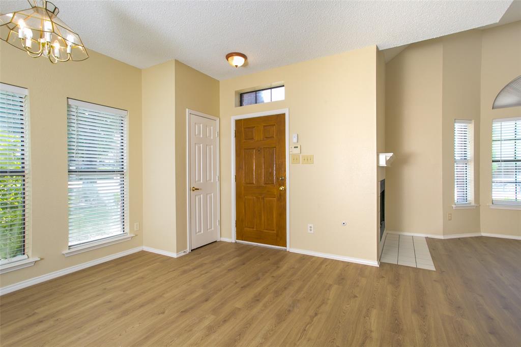 Villages Of Coppell Ph 01 - Residential Lease