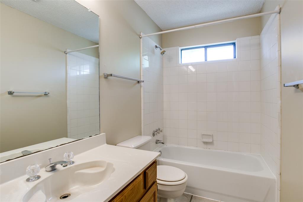 Villages Of Coppell Ph 01 - Residential Lease