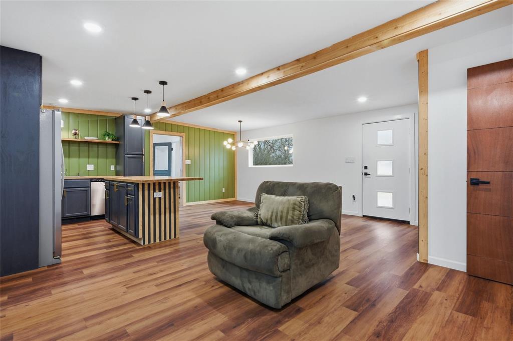 Lindsey E M Sub - Residential