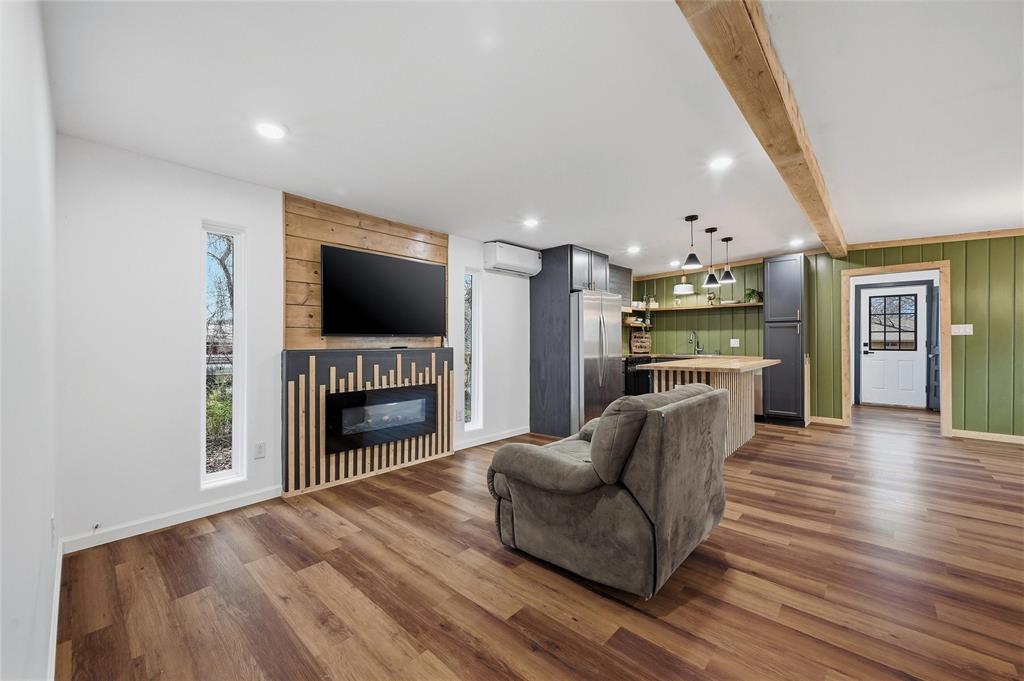 Lindsey E M Sub - Residential