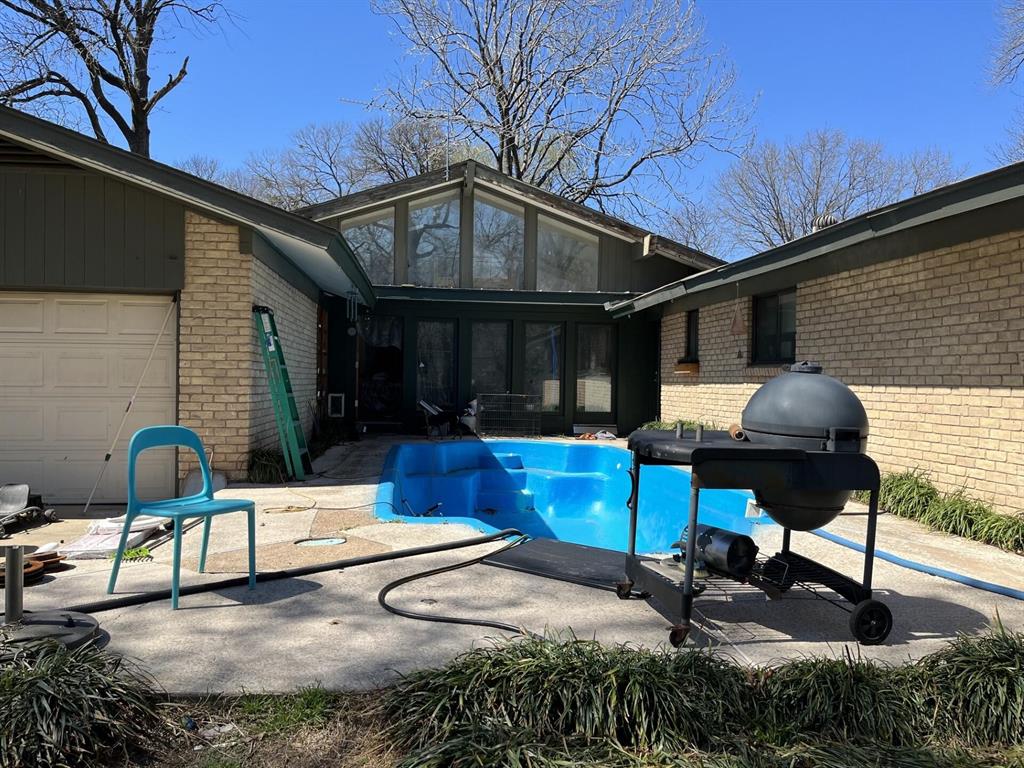 Forest Hills Rev - Residential