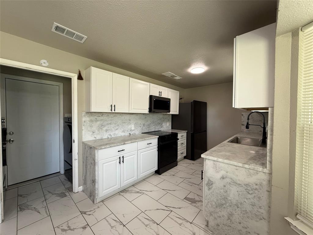 Colonial Estates - Residential