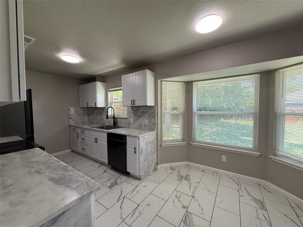 Colonial Estates - Residential