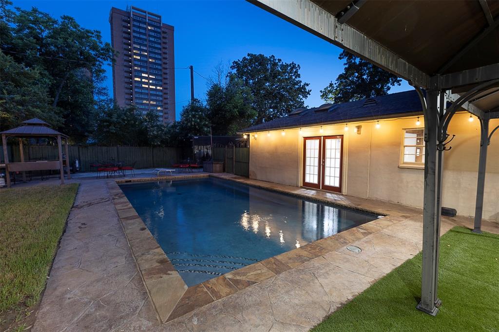 Henry King Add - Residential