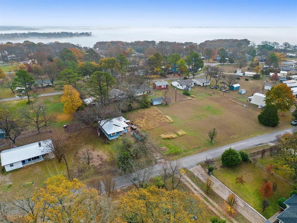 Whispering Oaks - Land