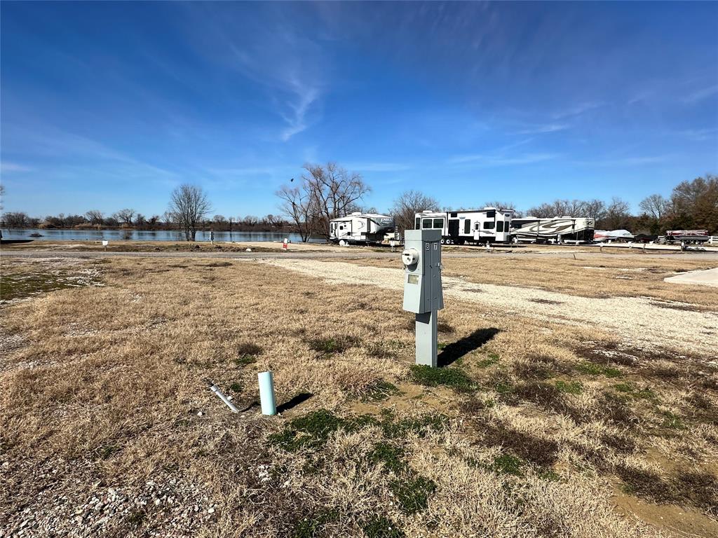 Peninsula Point - Land