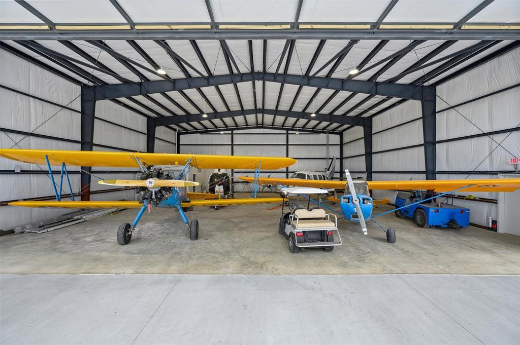 Aero Country East Add - Commercial Sale